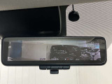 【スマートルームミラー】ルームミラー上に車体後方カメラの映像を映し出すことで車内定員、荷物状況に影響をうけません★