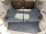 普段のお買い物や通勤、送迎等に十分な荷室スペースを確保しております。セカンドシートを倒すと、大きな荷物の積載も可能です♪