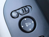 電動格納ミラー