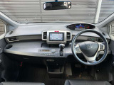 この度は、当店の中古車をご覧頂きまして誠にありがとうございます。ご不明な点がございましたら、お気軽にお問合せ下さいませ。