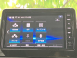 停車時にテレビ視聴が可能なTV画面を装備。待ち時間や休憩時間などに、ご家族皆様で楽しめるコンテンツを気軽に鑑賞できます。