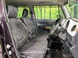 運転席シート廻りは使用感も少なく、良好な状態となっています。丁寧に使われていたことがよくわかりますね。