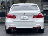 また、BMW正規認定中古車は、エマージェンシーサービスが自動付帯。24時間365日、皆様のカーライフをサポート致します。確かな安心のうえで、「駆けぬける歓び」をご堪能ください。