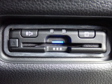 ■【ETC車載器】が装備されています。セットアップをしてお渡しとなり、ETCカードを差し込むだけで高速道路の利用が可能です。