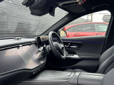 納車前にはメーカーの規定に基づき、認定中古車としてしっかりとした整備を行い、ご納車させて頂きます。しっかりと整備を行い、リフレッシュした愛車をお客様のお手元にお届けいたします。
