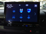 フルセグTV搭載。CD/DVD再生、Bluetoothオーディオに対応しています。