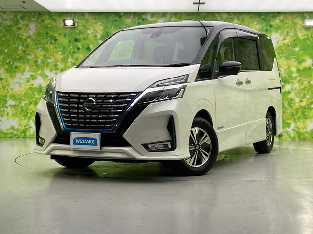 セレナ 1.2 e-POWER ハイウェイスターV 