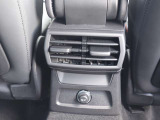 AAA東大阪ではAudiの定める100項目に及ぶ納車前の法定点検整備を無料で実施後、ご納車しております。納車整備費用を別途いただくことはございません。