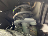 お車を安心してお乗りいただく為には、足回りの定期点検が欠かせません。サービスサポート(有償保証)では無料点検もご提供しており、安心のカーライフをお過ごしいただけるサポート体制が整っています。
