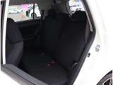 自社工場を3拠点完備しております。重整備やカスタムを始め、ご購入後のお車のメンテナンスも弊社にお任せください。
