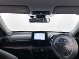 落ち着いたカラーの内装で、ゆったりと運転したい方に。