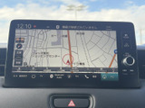 地図を画面いっぱいに表示でき、道路や周辺施設を確認しながら目的地までの移動をサポートします。現在地の把握や行き先の確認にも活用でき、慣れない道でも便利です。