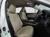 長時間の運転でも疲れにくいシートです。