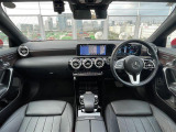CLAクラス CLA200d 本革シート 修復歴無し