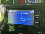 ラジオやテレビ、Bluetooth Audioなど、複数の音源が画面に一覧表示されます。使いたい項目を選びやすく、気分や利用シーンに合わせて楽しめる装備です。