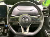 【ステアリングスイッチ】運転中、前方から目線をそらすことなく、オーディオ等の操作が可能な便利機能!安心&快適なドライブを演出してくれます♪