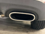 メルセデスの広いトランクルームはゴルフバックは勿論、様々な荷物の収納に役立ちます。実際に収納をお試しいただけますのでお気軽にご相談ください。