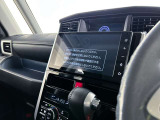 ナビの上にある小さなディスプレイは、メンテナンスや時間等さまざまな運転の情報を表示できます!