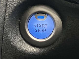 【プッシュ式エンジン】プッシュ式エンジンスタートでブレーキを踏んでボタンを押すだけでエンジン始動がスムーズ!!鍵をカバンに入れているだけでエンジンの始動が可能★とても便利な機能です