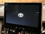 【10.5インチ ディスプレイオーディオ】大画面のディスプレイはAppleCarPlayやAndroidAutoが利用可能。大きな画面でスマホナビアプリ等が利用いただけます♪