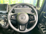 【ステアリングスイッチ】運転中、前方から目線をそらすことなく、オーディオ等の操作が可能な便利機能!安心&快適なドライブを演出してくれます♪