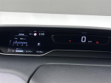【 メーター 】メーターまわりも鮮やかに照らし出され、デザイン、安全性ともにバッチリですね。