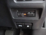 ここにETC付いております。高速道路の料金所もスイスイ♪ ETCカードの申し込みは日産カードがおすすめ!!!「安心」「おトク」「便利」で皆さまのカーライフをサポートする特典満載のカードです。