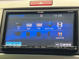 TVやAM・FM、Bluetooth Audioなど、画面からAVソースを選べる仕様です。普段よく使う音源に合わせて切り替えられ、通勤やお出かけの移動時間を自分好みに楽しめます。