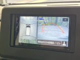 【アラウンドビューモニター】専用のカメラにより、上から見下ろしたような視点で360度クルマの周囲を確認することができます☆死角部分も確認しやすく、狭い場所での切り返しや駐車もスムーズに行えます。