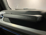 車内を彩るアンビエントライト。いつでもお好みの室内空間を演出してください。