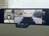 【360&deg;ビューモニター】専用のカメラにより、上から見下ろしたような視点で360度クルマの周囲を確認することができます☆死角部分も確認しやすく、狭い場所での切り返しや駐車もスムーズに行えます。
