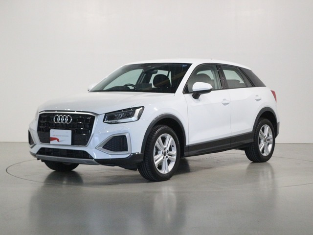 Q2 35 TFSI アドバンスド 