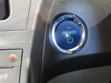 スマートキー装備車なので、キーを取り出さなくてもエンジン始動が可能です。