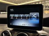 バックカメラにより駐車時の後方確認も楽にできます。