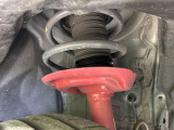 お車を安心してお乗りいただく為には、足回りの定期点検が欠かせません。サービスサポート(有償保証)では無料点検もご提供しており、安心のカーライフをお過ごしいただけるサポート体制が整っています。