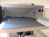※運転席上部バンクベット展開中2人寝れます。お子様の隠れ家!!