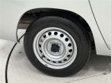 タイヤサイズは155/80R14(88/86N LT)!残り溝は5ミリ程度です!