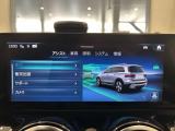 バックカメラにより駐車時の後方確認も楽にできます。