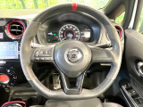 【純正革巻きステアリング】上質な革を使用することで、手にしっかり馴染みとても運転しやすいハンドルです♪