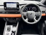 アウトランダー PHEV 2.4 P 4WD 本革シート