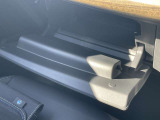 BMW/MINIでは人間工学に基づき、長時間運転しても疲れにくいシートに設計しております。