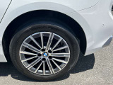 国道1号線に沿い横浜市営地下鉄「三ッ沢上町駅」から徒歩約10分。 BMW Premium Selection 横浜三ッ沢店 / 〒240-0062神奈川県横浜市保土ヶ谷区岡沢町322-3