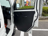 内張もきれいな状態です。