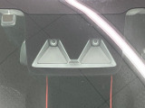 【トヨタセーフティセンス】走行中に前方の車両等を認識し、衝突しそうな時は警報とブレーキで衝突回避と被害軽減をアシスト。より安全にドライブをお楽しみいただけます。