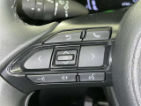 ステアリングスイッチ装備!運転しながら手元でオーディオの操作などができます。