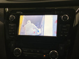 画面でテレビ映像を視聴でき、停車中の休憩時間などに楽しめます。見やすい位置に画面が配置されており、映像を確認しながら過ごしたい方にうれしい装備です。