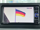 テレビ映像を楽しめる画面を装備しています。お出かけ先で停車してひと息つく時間にも番組を視聴でき、車内で過ごす待ち時間をより快適に活用できるのが魅力です。