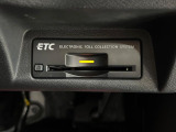 【ETC】高速道路の料金所をストレスなく通過!話題のスポットやサービスエリアに多い「スマートIC」利用時は必須のアイテムです。当店でセットアップを実施、ご納車当日からすぐにご利用いただけます!
