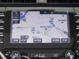 ★メーカー純正の大画面SDナビが装備されています!地図情報の更新も出来ますので安心してお使い頂けます!