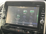 オーディオ画面にはFM・AMやテレビ、Bluetooth Audioなどの選択肢が並びます。使いたい音源を画面で確認して選べるため、日々の移動に合わせて活用できます。